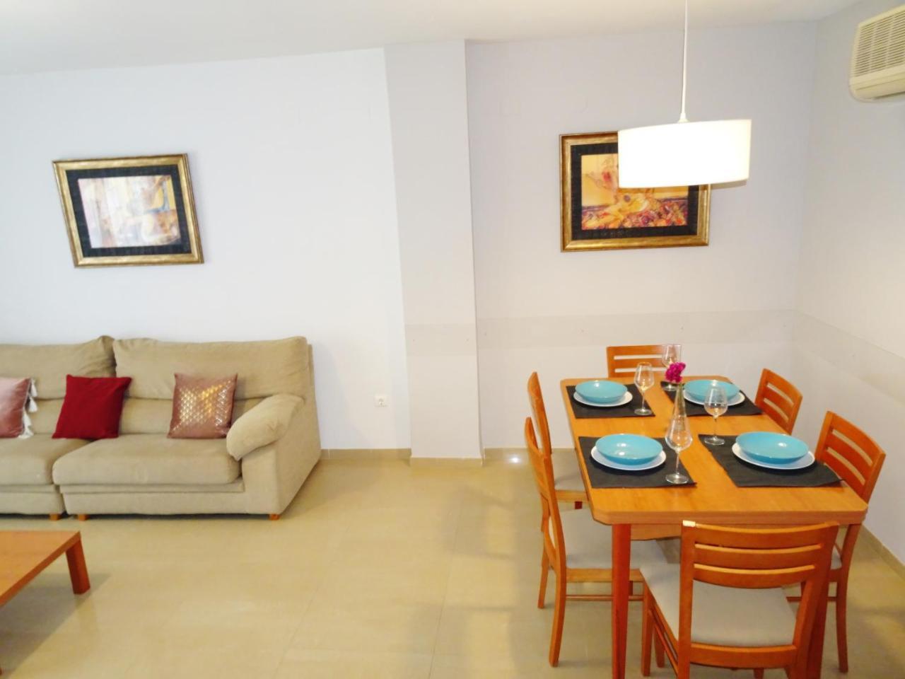 אוליבה San Fernando Palace III - Beach House מראה חיצוני תמונה